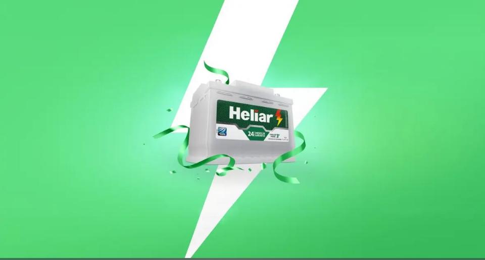 Bateria Heliar com símbolo de energia verde